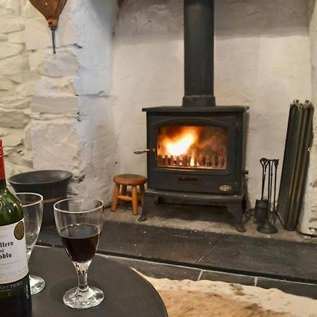 Cosy Terrace Cottage Built Into The Mountain Side. ブライナイ・フェスティニオグ エクステリア 写真